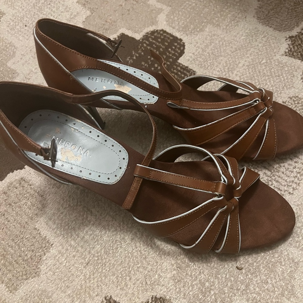 Sandals heels